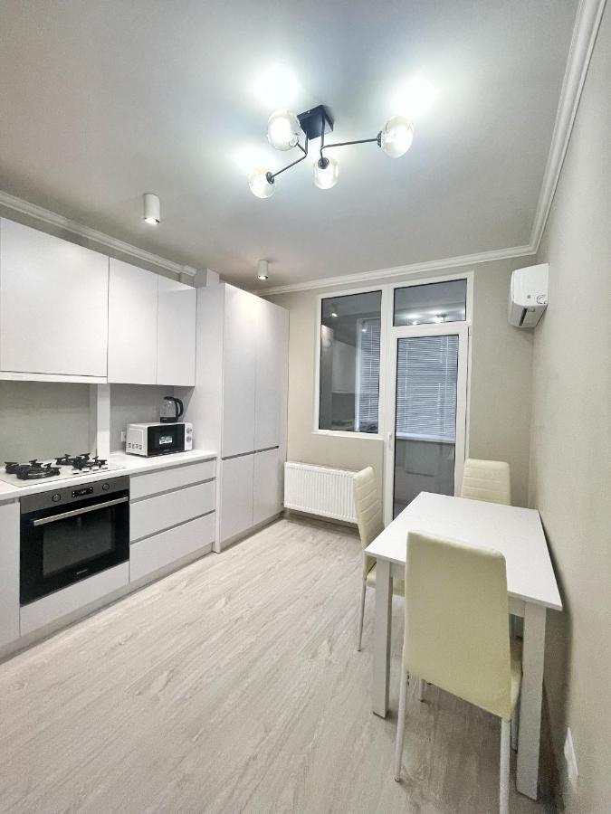 Beautiful Apartment In คีชีเนา ภายนอก รูปภาพ