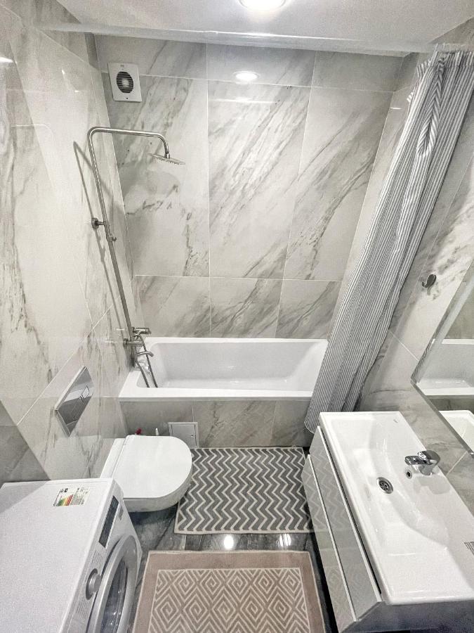 Beautiful Apartment In คีชีเนา ภายนอก รูปภาพ